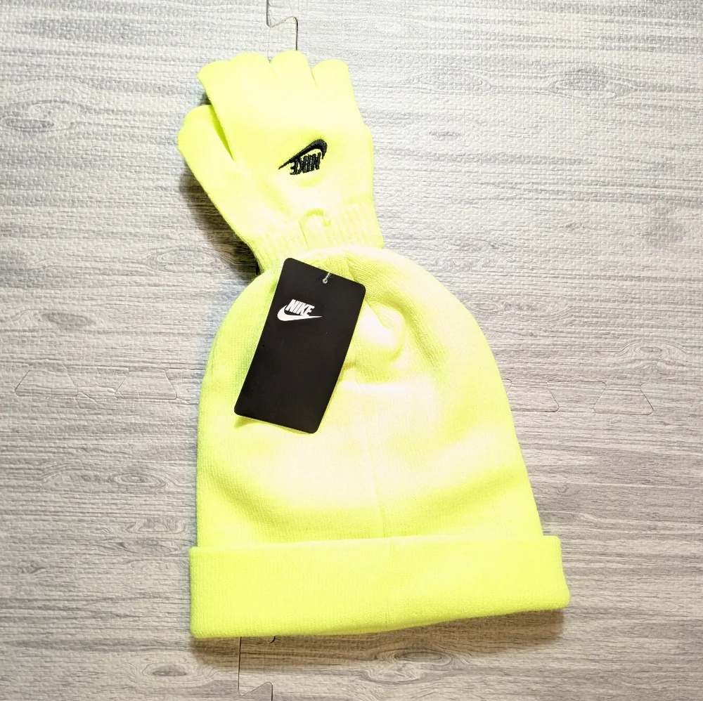 NWT Nike Volt Youth Boys Knit Hat and Gloves Set Neon Yellow Black Swoosh‎